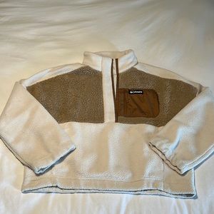 XL Columbia Sweater